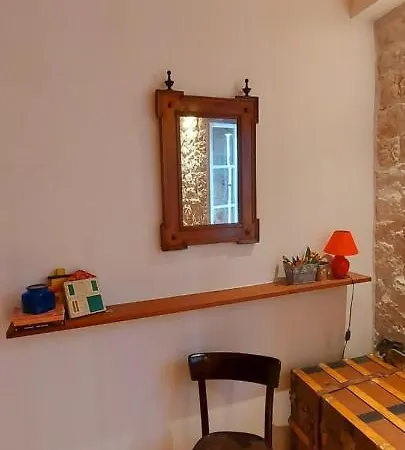 Antique House Nona Nika