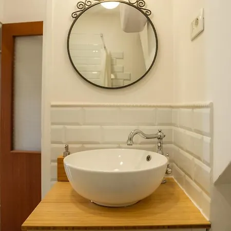 펜션 Antique House Nona Nika *